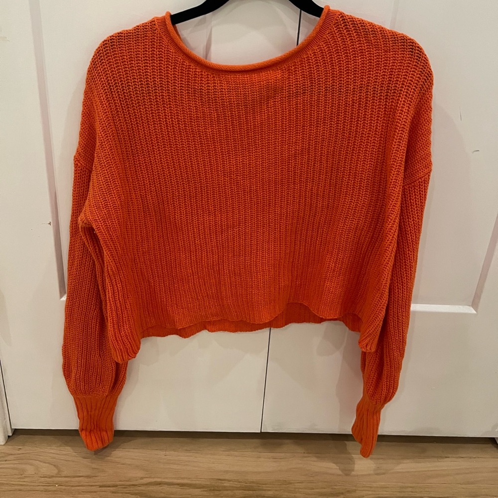 Urban Outfitters sweater size XS